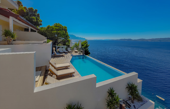 Infinity Pool